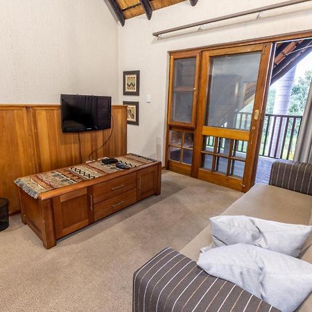 Legend Safaris 257B - In Kruger Park Lodge Hazyview Exterior foto